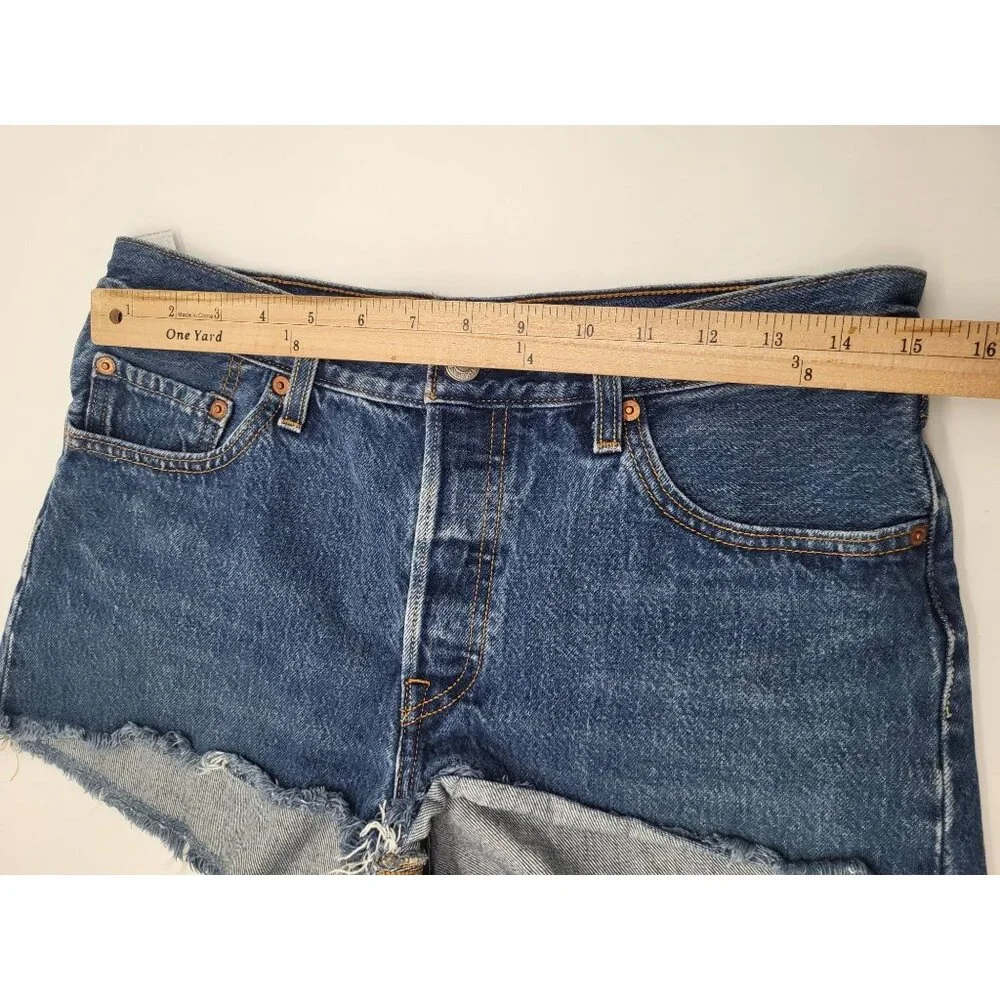 Levi's 501 Cut Off Shorts Womens 29 Denim Classic Button Fly Cowgirl Western - Picture 4 of 11